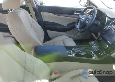 2017 Nissan Maxima 3.5 Platinum из США, поврежденный, VIN 1N4AA6AP0HC411897